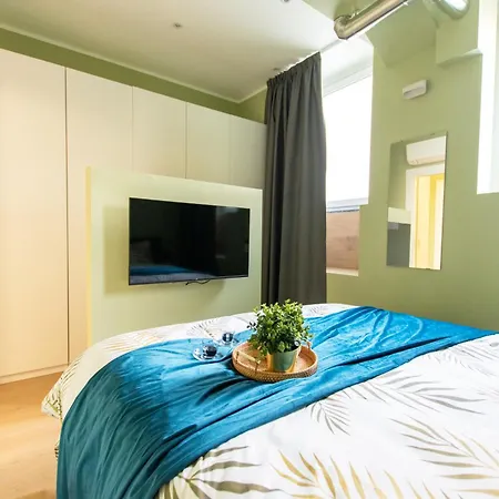 Apartment Ihost Luxury-private Parking- Plana 1 Milan